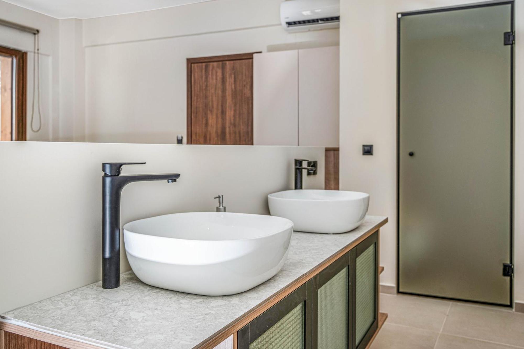Achatis Suites Limenas Chersonisou Exterior foto